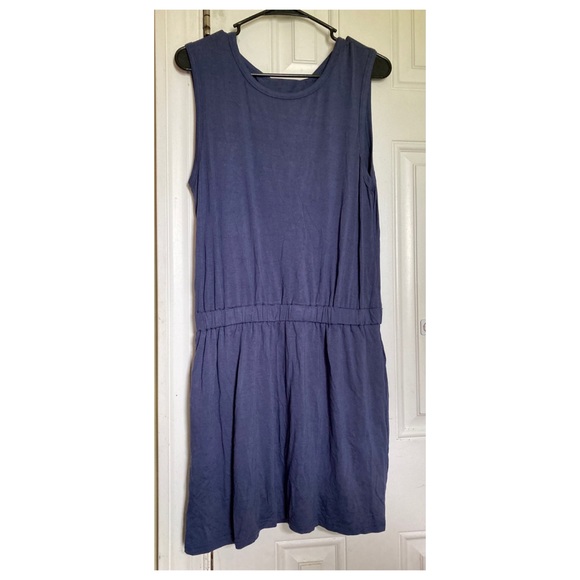 *SOLD* NWT La Miel sleeveless cutout dress - Picture 3 of 6
